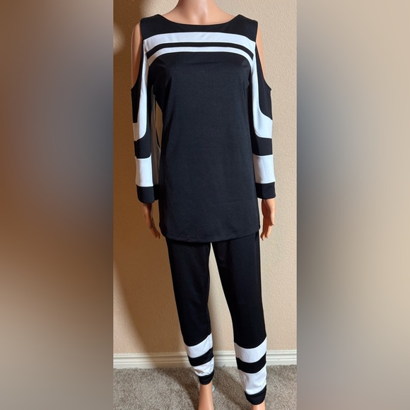 Massey’s two piece Black and White Long Sleeve Top and Pants Set - Picture 1 of 4